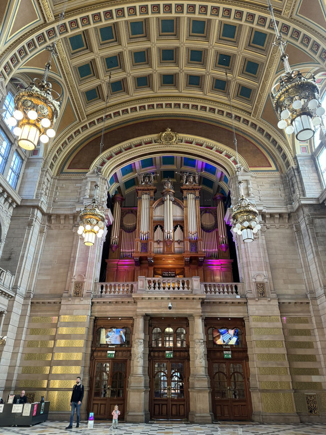 Springtime Inspiration at Kelvingrove Art Gallery & Museum 🎨🌸