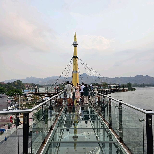ชมวิวสวยๆ บน Skywalk กาญจนบุรี