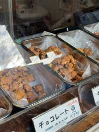 🇯🇵 Strolling Through Tradition: The Charm of Kamakura's Komachi Street