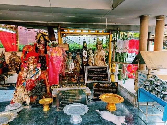 泰國曼谷市中心老城區唐人街歷史古跡寺廟一日遊行程，體驗泰國暹羅文化藝術風格寺廟建築，適合打卡拍照📸