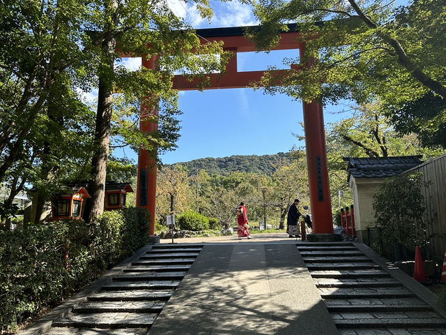神聖與美麗的交融：探訪京都八坂神社的文化之旅