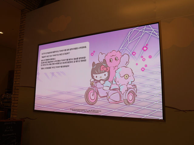 首爾｜這間快閃店連路人都瘋狂排隊  Hello Kitty × Key聯名快閃店粉紅控千萬別錯過的少女心天堂