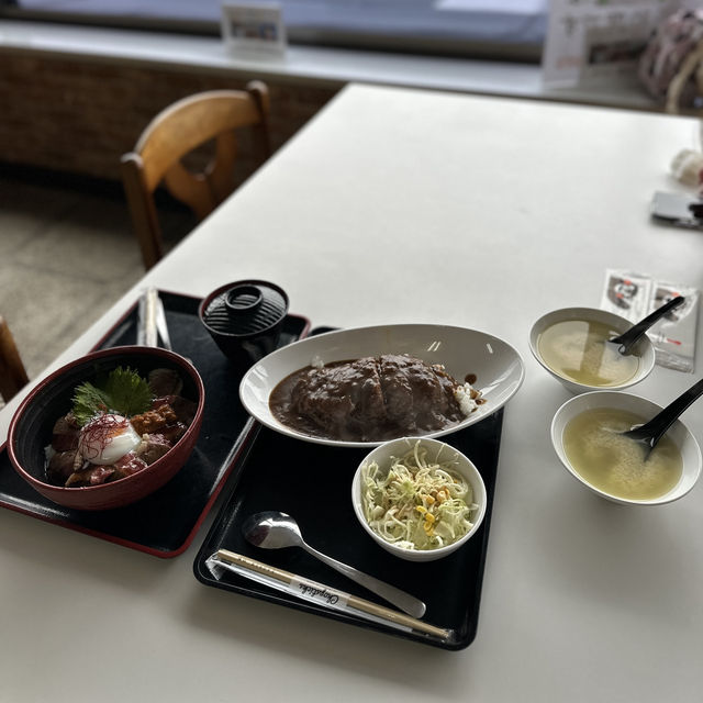 玻璃窗觀景餐廳🍽️新草千里景觀餐廳