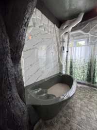 บ้านฮอบบิท! ที่พักสุดแฟนตาซีที่ต้องไปพัก