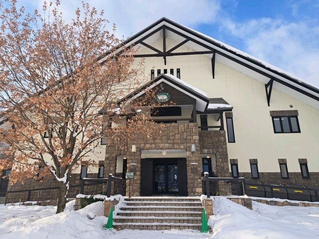 北海道旅遊🥳參觀富田農場😍免費任玩迷你雪兜場🤣刺激好玩🥰欣賞大自然雪景❄️