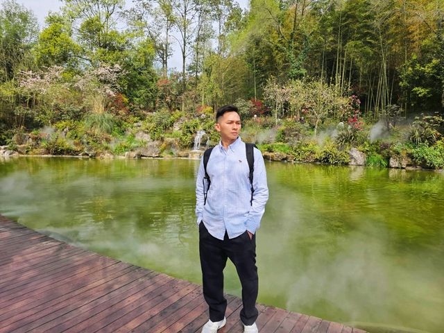 Chengdu Day Trip – Panda Valley, Qingcheng Mountain & Dujiangyan with Ancient Town Vibes!