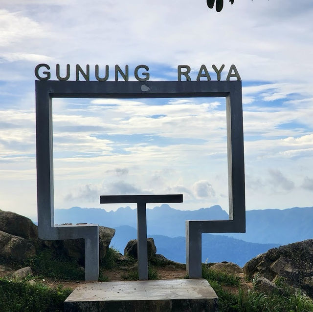 ⛰️ Gunung Raya: Conquer Langkawi’s Highest Peak (881m)