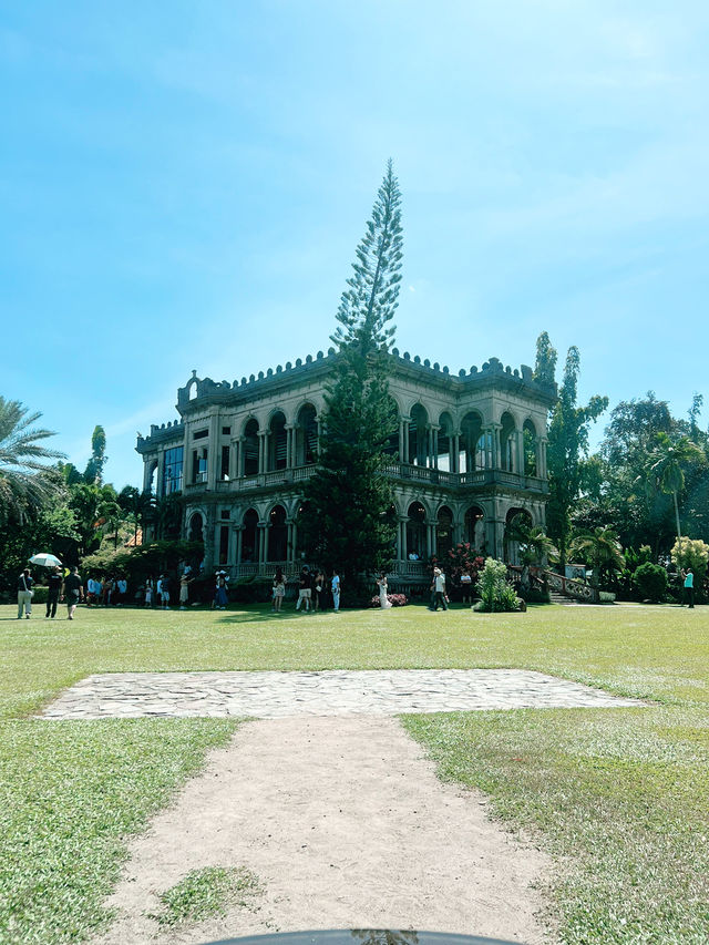 The City of Smiles 😊 Bacolod, Philippines!