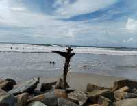 Shabandar Beach: My Secret Paradise Where the Sand is Gold & the Crowds are Zero! 🌴🌊