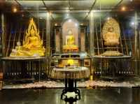 Spectacular Gangaramaya Seema in Colombo, Srilanka