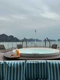 ⚓🌟 A Journey Through Jade Waters: My Halong Bay Cruise Adventure! 🌟⚓