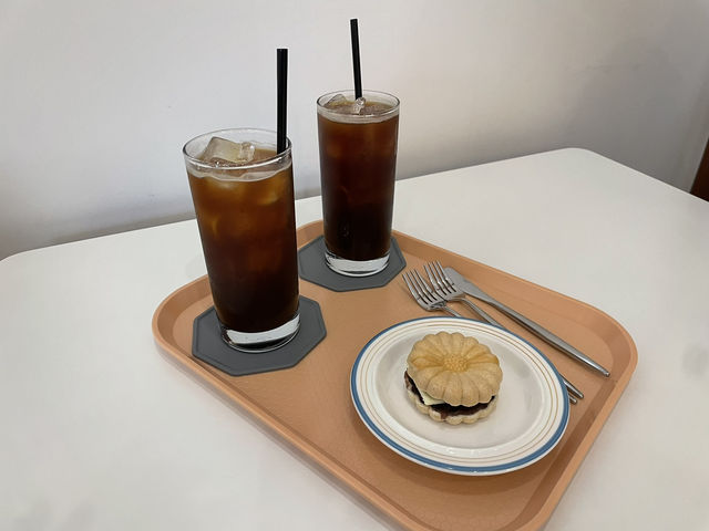 김천에 위치한 귀여운 감성의 카페 덕전887