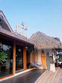 Aloha Beach Cafe ริมทะเล บรรยากาศดี 🍵