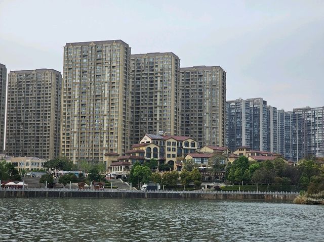 Kunming Waterfall Park