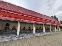 พามาสักการะศาลหลักเมือง จังหวัดสิงห์บุรี