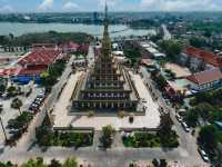 พระมหาธาตุแก่นนคร