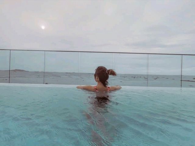 โรงแรมศรีราชาที่มีท่าเรือส่วนตัวถ่ายรูปสวย