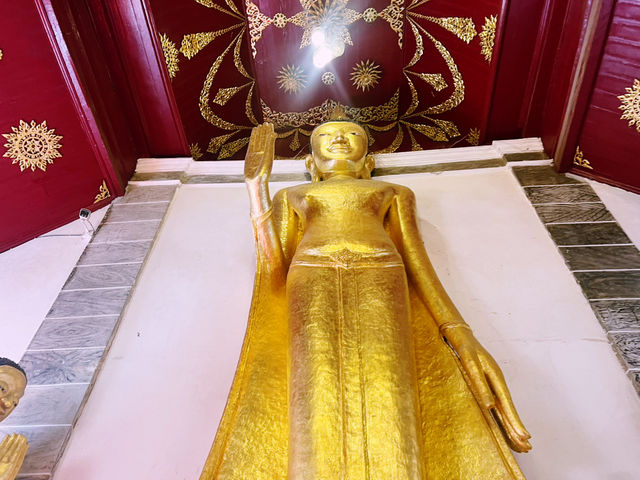 เจดีย์ยอดทองคำ วัดพระมหาธาตุวรมหาวิหาร