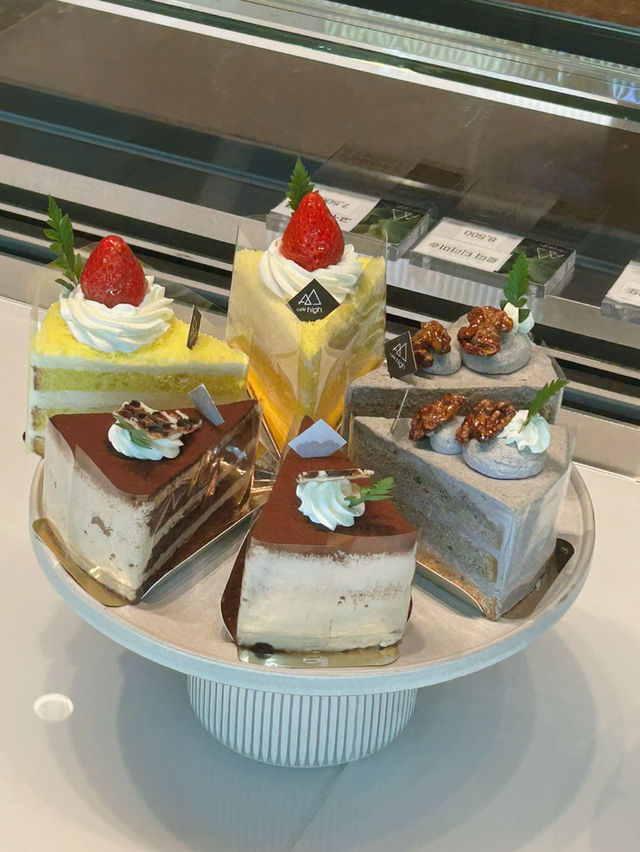 ☕ 자연과 감성이 어우러진 힐링 공간, 카페 하이