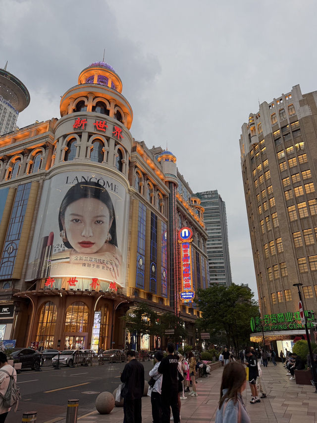 Nanjing East Road มาเซี่ยงไฮ้ครั้งแรกต้องมาที่นี่🇨🇳