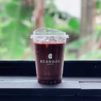 Beanbag Coffee เป็นคาเฟ่สไตล์มินิมอล
