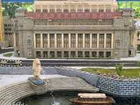 Brick by brick, we built the world: Miniland
