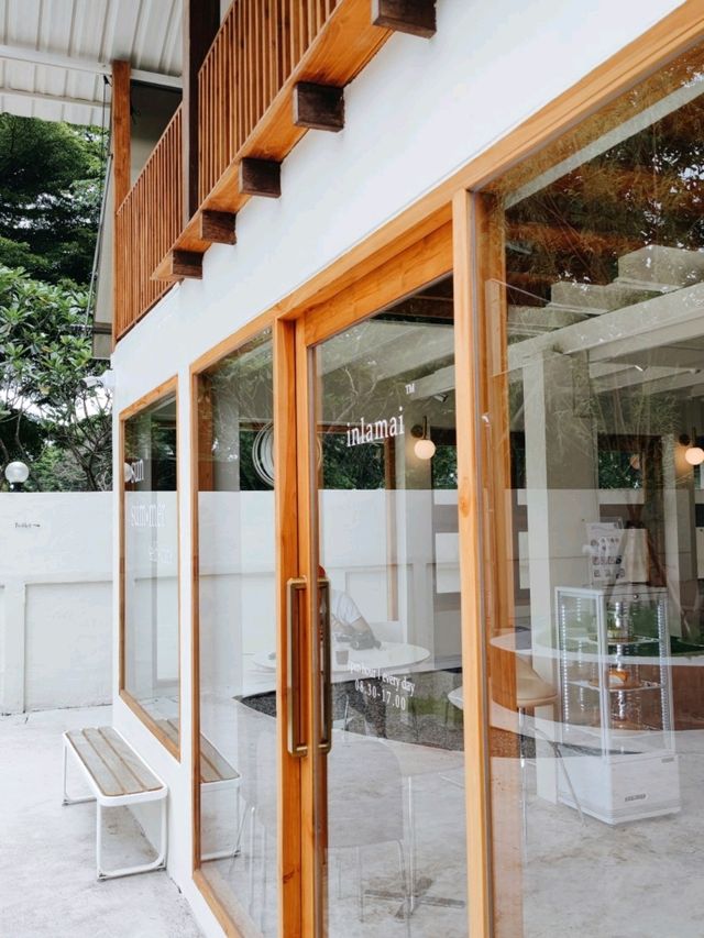 inlamai coffee คาเฟ่น่าน 