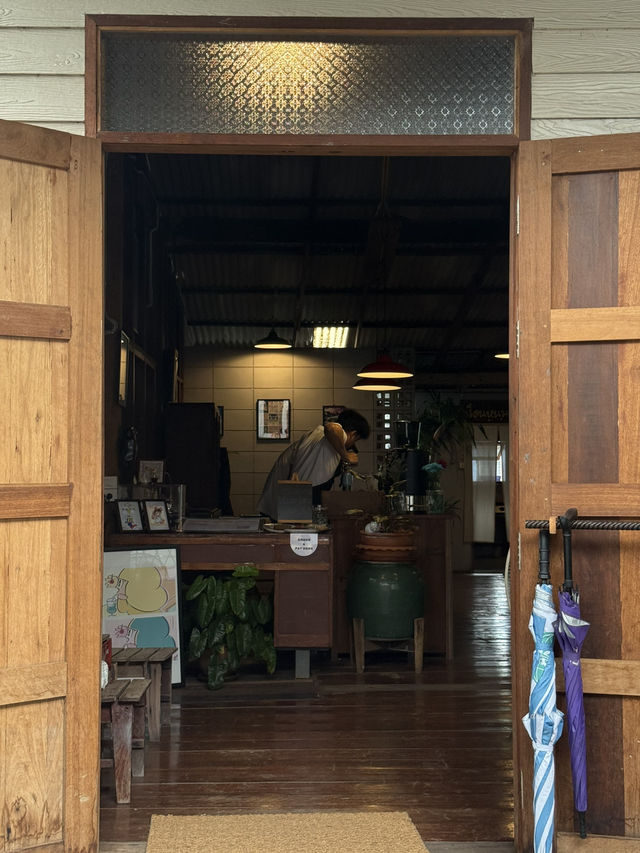 Baan Talay คาเฟ่ลับติดทะเลเปิดใหม่ ย่านศรีราชา