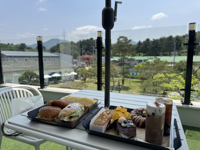 대형카페로 봄소풍 떠남🧺