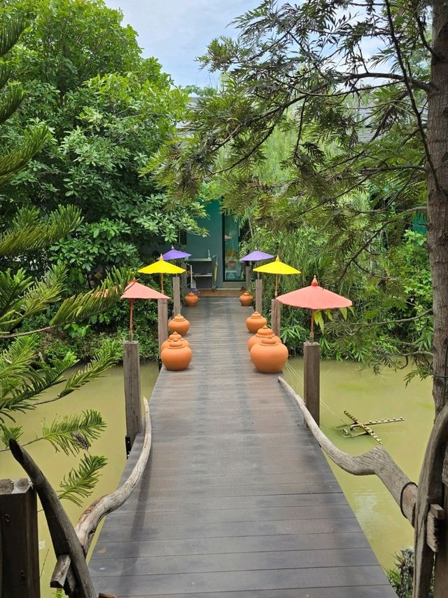 Omega Forest ร้านในป่า ร่มรื่น อาหารอร่อย