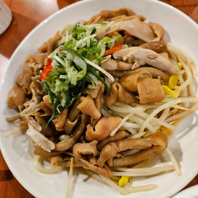 原隻脆皮炸豬手必食🐷