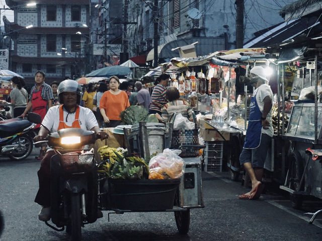 A Flavorful Morning at Kim Yong Market, Hatyai 