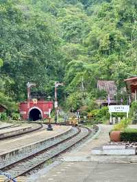สัมผัสตำนานรถไฟสายประวัติศาสตร์ ท่ามกลางธรรมชาติ
