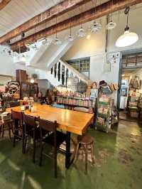 Vintage Green Cafe @ The Daughter