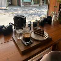 nice cafe to chill