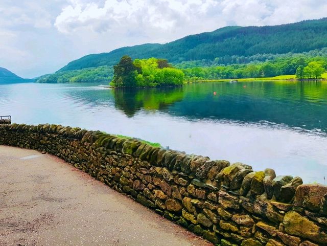 พาล่องเรือชมทะเลสาบวันฝนตก  @ Lake District