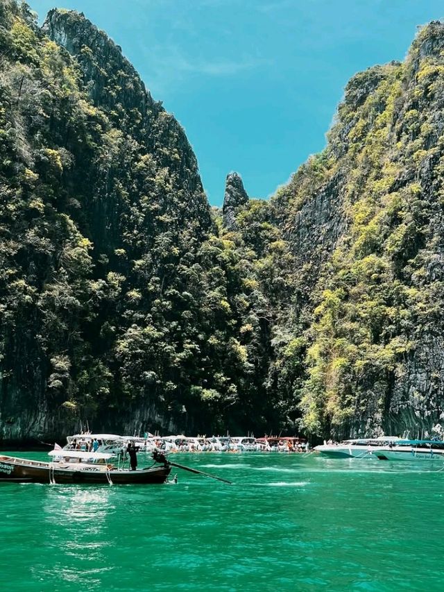🌴🚤 Paradise Found! | Phi Phi Island Cruise  🇹🇭✨