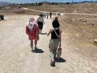 約旦-傑拉什考古遺址Jerash，請注意攤販拍照索取小費