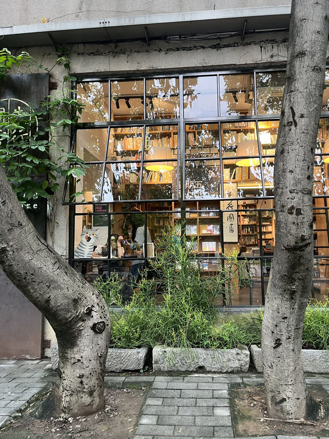 📚중국인도 반한 포산 서점, 先行图书