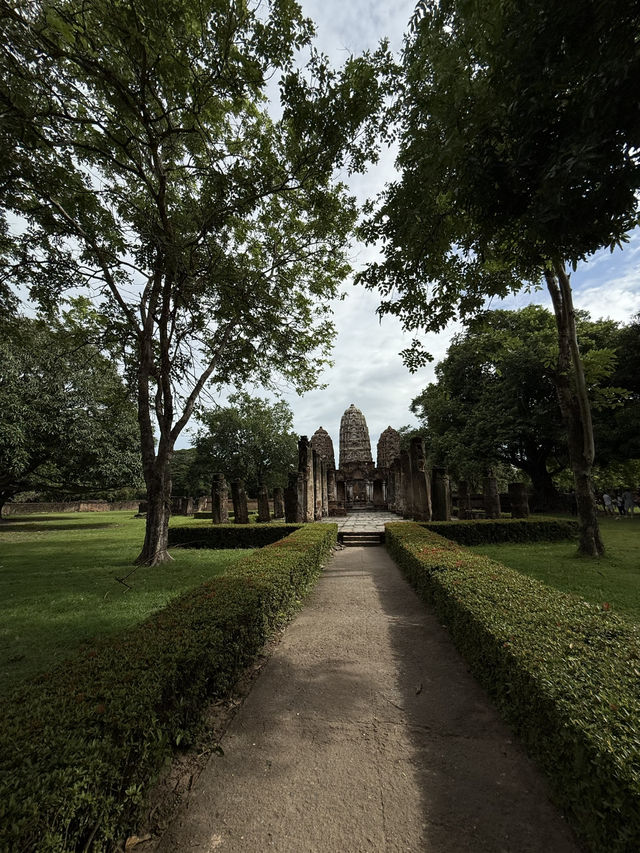 A peaceful UNESCO 📍sukhothai