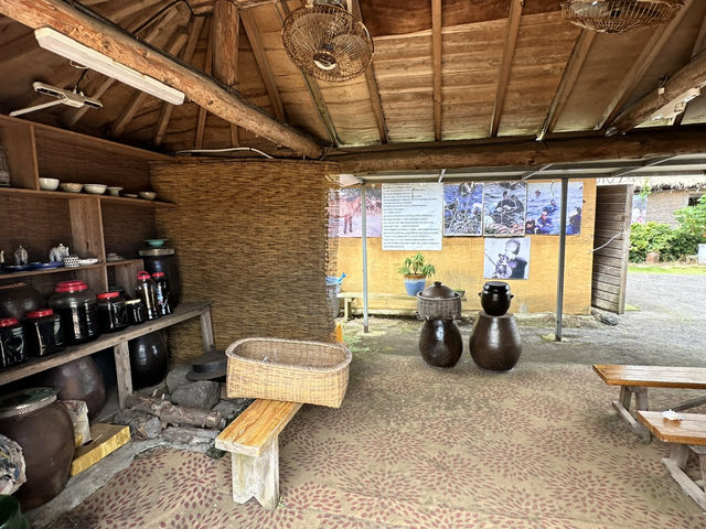 🏡一腳踏進濟州古代生活現場！《城邑民俗村》：這不只是村落，是一座活著的歷史博物館！🌾⛰️