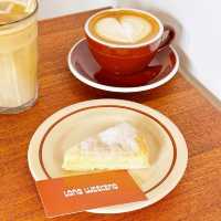 Long weekend Cafe