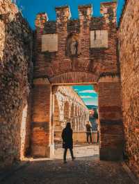 Timeless Arches Under the Sun – Afternoon at the Segovia Aqueduct