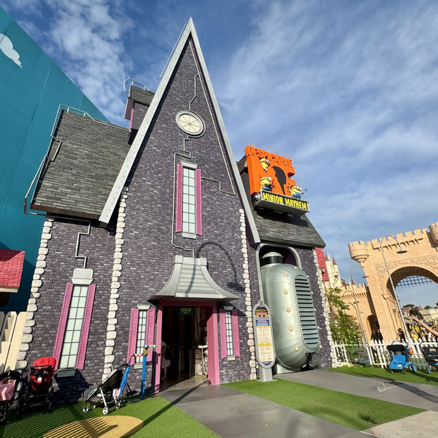 Minion Madness: A Fun-Filled Weekend at Universal Studios Singapore