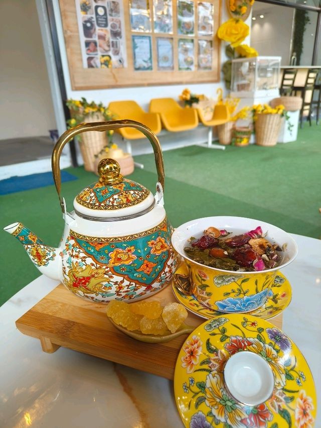 Bright and Cozy Café Stop in Desaru