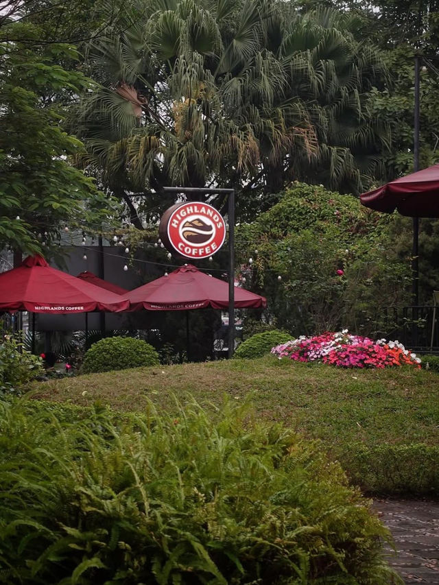 Highlands Coffee