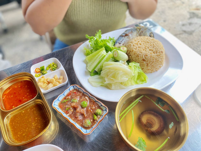 ข้าวมันไก่นายโต้ง - ร้านที่จริงใจในอุบล