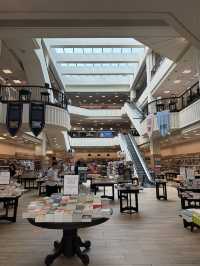 洛杉磯Barnes & Noble｜西海岸書迷朝聖地 📚 