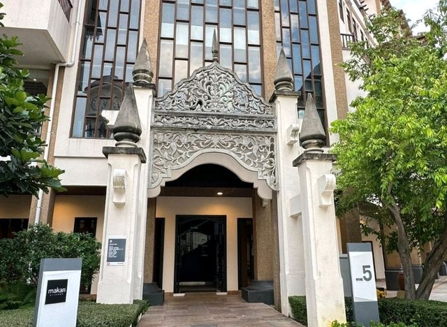 Lakeside Luxury Awaits at DoubleTree by Hilton Putrajaya🌅🏨