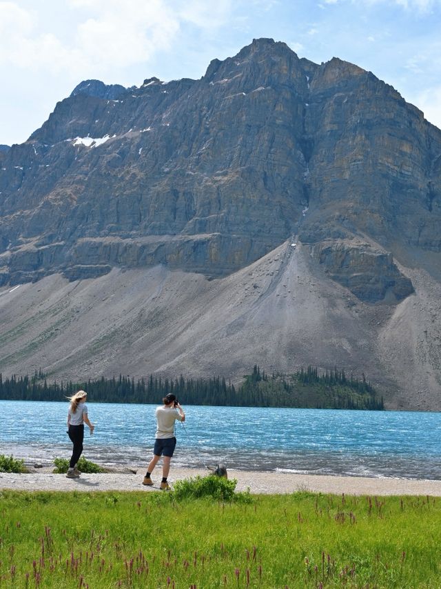 Bow Lake Banff   Bow Lake Banff